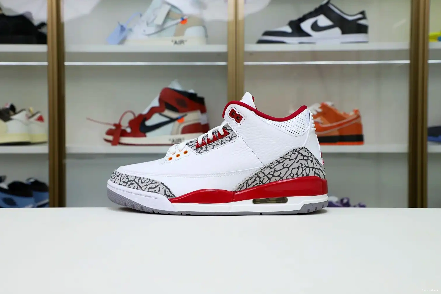 Retro Red(CT8532-126） Cardinal Jordan Air  Kimikick 3 0423